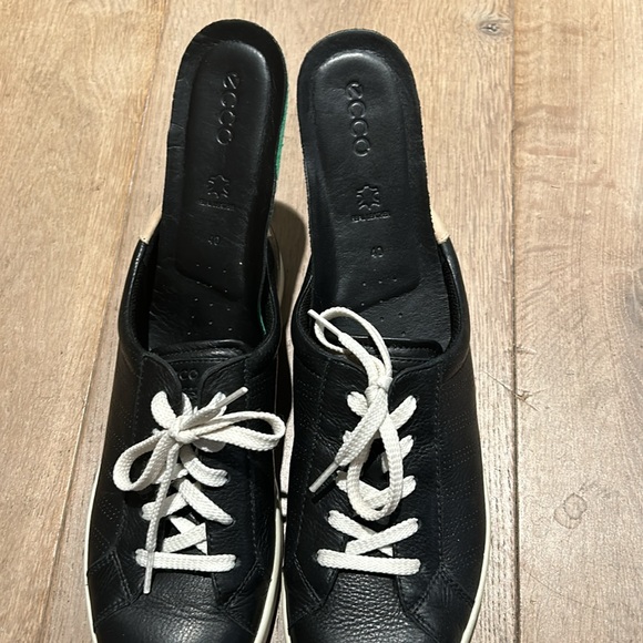 Ecco Leather Sneakers, size 40 - Picture 7 of 7